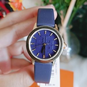TORY BURCH GIGI Navy Blue Leather Gold Case